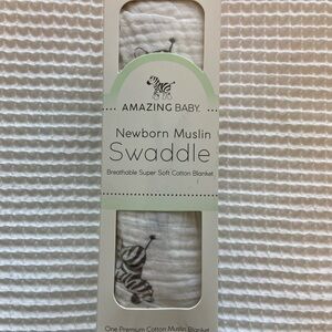 Amazing Baby Newborn Muslin Swaddle zebra print